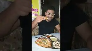 Famous 30 Years old Paratha Shop of Jaipur 😋..... #jaipur #indianstreetfood