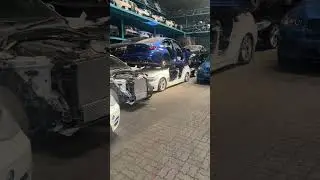 Zerlegte Autos 😨 Teile Lager in Dubai #dubai #teile #automobile #schrottplatz #mechanic