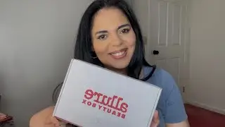 April&rsquo;s Allure Beauty Box Unboxing