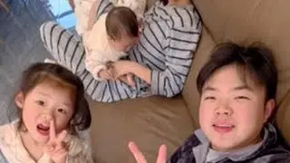 一家四口的日常vlog，老公用第一视角给宝宝做顿辅食…姐妹们，今天晚上吃火锅哦！！ 准备好你们的好吃的…怕你们馋…😜#vlog日常#记录日常生活 #记录真实生活 #第一视角