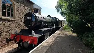 GWR 7812 Erlestoke Manor Arriving at Dunster Station | West Somerset Railway | 10th Aug 2023