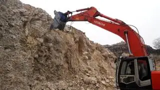 Рыхлитель Xcentric Ripper XR40 в работе