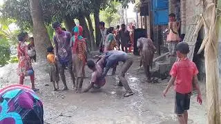 ওমানের ছেলে সৌখিন এর বিয়েতে গ্রাম গ্রামের মানুষের অসাধারণ নাচ ও আনন্দ এবং মাটিতে ঘুরাঘুরি