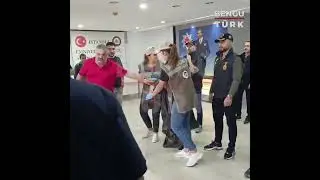 Polis memuru Şeyda Yılmazı şehit eden oe Yunus Emre Ge&ccedil;ti'nin siyah &ccedil;&ouml;p poşeti ile g&ouml;t&uuml;r&uuml;ld&uuml;ğ&uuml; anlar