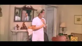Some came running  (1958) - hol&iacute;c&iacute; sc&eacute;na