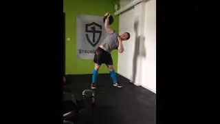 68kg Kettlebell side press