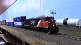 Rapido CN DASH 8-40CM.