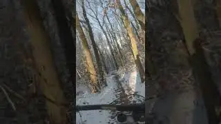ride in the snow 🔥 🔥 🔥 🔥 @rider_dor1 #mtb #vttdh#freeride #vttdh#mountainbike#crash