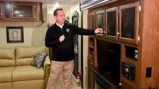 2017 Venture RV SportTrek Touring Edition STT336VRK Interior Features
