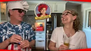 How to Crumb Coat a Cake 🍰 with Dana Carvey's Brother 🍰 Cakes with Lorelie