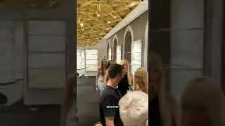 Gigi hadid and mariacarla boscono yelling at each other in backstage at Versace&times;FendiSS22