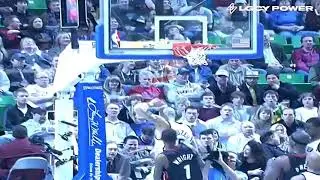 Carlos Boozer nasty poster over Udonis Haslem