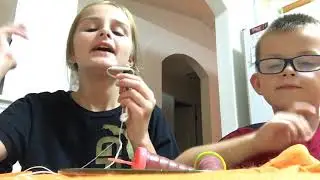 Asmr part 2 pop cycle btw sorry the way I ended the video my toe got stuck in chair I&rsquo;m ok