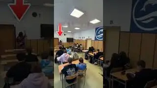 &eacute;l&egrave;ves en classe !