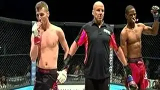 AFC 118 Terrence Mitchell head kick knock out