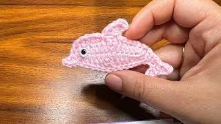 Crochet click clack dolphin easy pattern for beginners