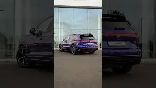 2025 Lapiz Blue VW Touareg R - Frank Keane Volkswagen