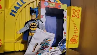 BEN COOPER BATMAN! ACTION FIGURE WITH COSTUME AND MASK! NECA DC SUPER HERO UNBOXING!