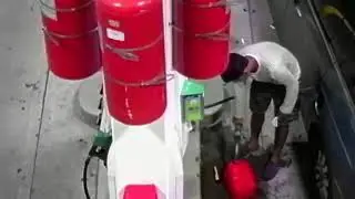 Man lights up gas station on fire