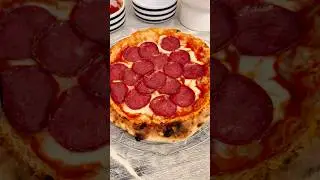 Crust Goals 🍕🔊😍 #pizza #food #pizzalover #crust #crustporn #crispy