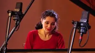 Selga Mence: Saules halo / Halo of the Sun  - Diāna Zandberga (piano)