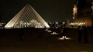 Evening -Pyramid of Louvre, fountains music ♪♫...♪