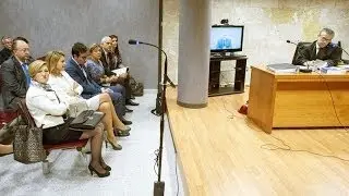 B&aacute;rcenas o Cospedal, &iquest;qui&eacute;n miente sobre los poderes del extesorero en el PP?