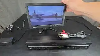 JVC HR XVC11 DVD Player & Video Cassette Recorder