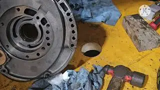 Chrysler A-518/46RH transmission pump inspection and reassemble