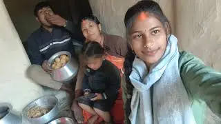 Ham log ka ghar mein bahut sara Aaj pakvan banaa #funny video#viral video#reels 🥰#trend song
