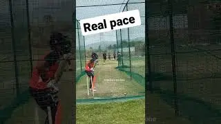 Right arm fast bowler 😱