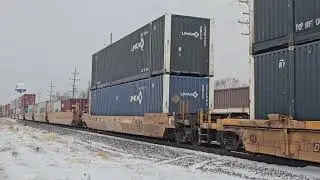 CSX I-129  races south out of Chicagoland with a hot COFC train to end 2025