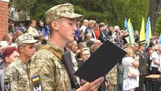 КУРСАНТИ ВІТІ СКЛАЛИ ПРИСЯГУ