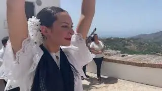 01  Fandangos de Frigiliana Grupo Municipal de Coros y Danzas de Frigiliana