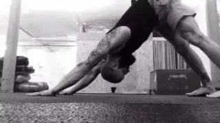 Hand Balance Variation || Guerrilla Movement