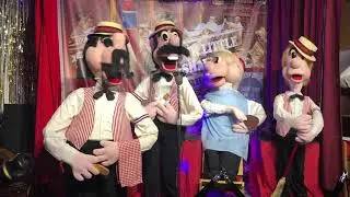 Chuck E Cheese - The Four Little Shavers Animatronics - Fit as a Fiddle Song - Volo Auto Museum
