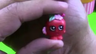 Shopkins with Posh Pear, Pineapple Crush, Tommy Tomato, Uppy Lips, Sally Shakes and More