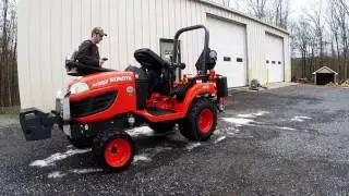 3 Uses for a Leaf Blower, Other Than Blowing Leaves