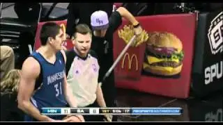 Manu Ginobili crashes into referee Steve Javie