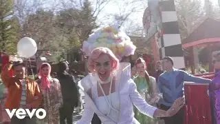 Katy Perry - The Making of “Chained To The Rhythm” Music Video (Part 2)