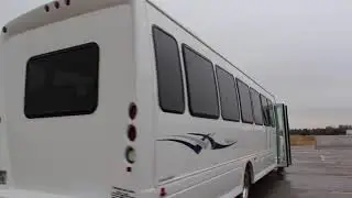 2986 '15 Ford Starcraft | American Bus Sales