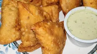 Crispy Aloo Samosa..