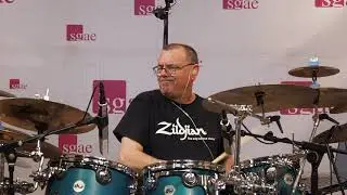 VALENTIN ITURAT plays R & B groove (Play along)