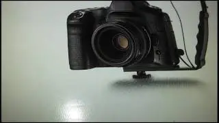 Insignia Dual Cold Shoe Mount Bracket for DSLR Cameras