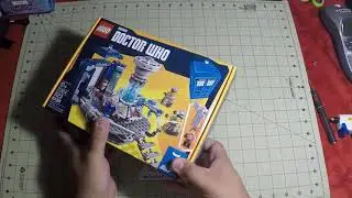 LEGO 21304 BBC Doctor Who Tardis Unboxing