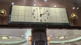 そごう千葉店・旧世界の人形時計　2時