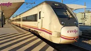 Renfe Media Distancia| salida de un 449 con un R11 hacia Barcelona Sants por Girona