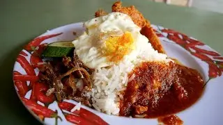 Eating MALAY FOOD in SINGAPORE - Changi Village Hawker Centre | Food and Travel Channel