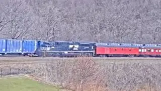 Norfolk Southern Office Executive Train rounding the Horseshoe Curve | Horseshoe Curve Series