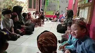 Isro' mi'roj dengan menggunakan baju adat